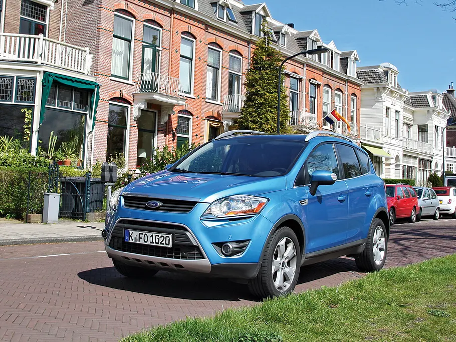 Ford Kuga (2012) Ford Kuga 2.0 TDCi 4x4 - Metalliclack