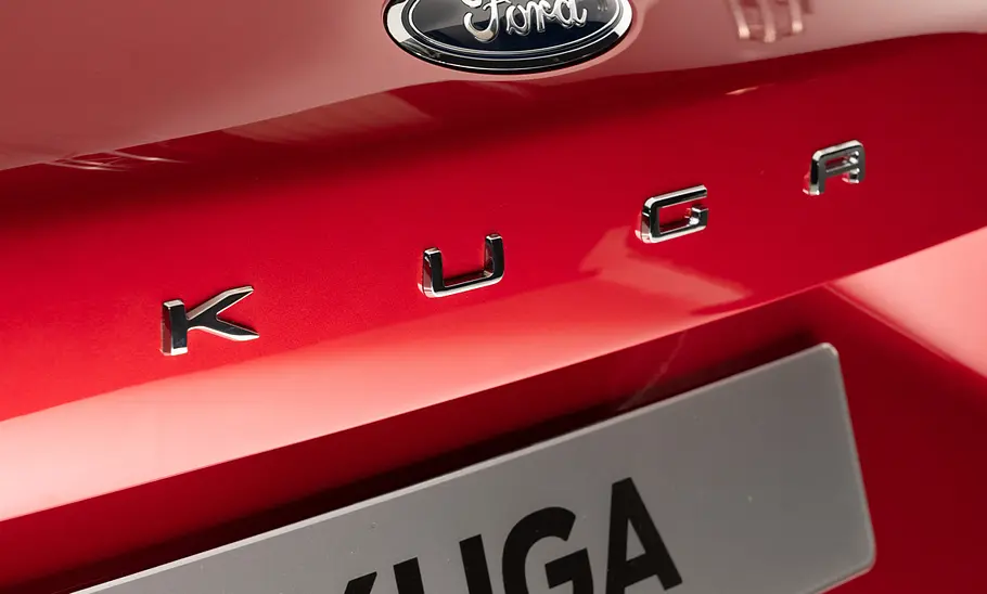 Ford Kuga (2019) Ford Kuga (2019)