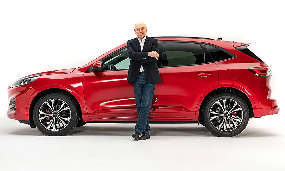 Ford Kuga (2019) Ford Kuga (2019)