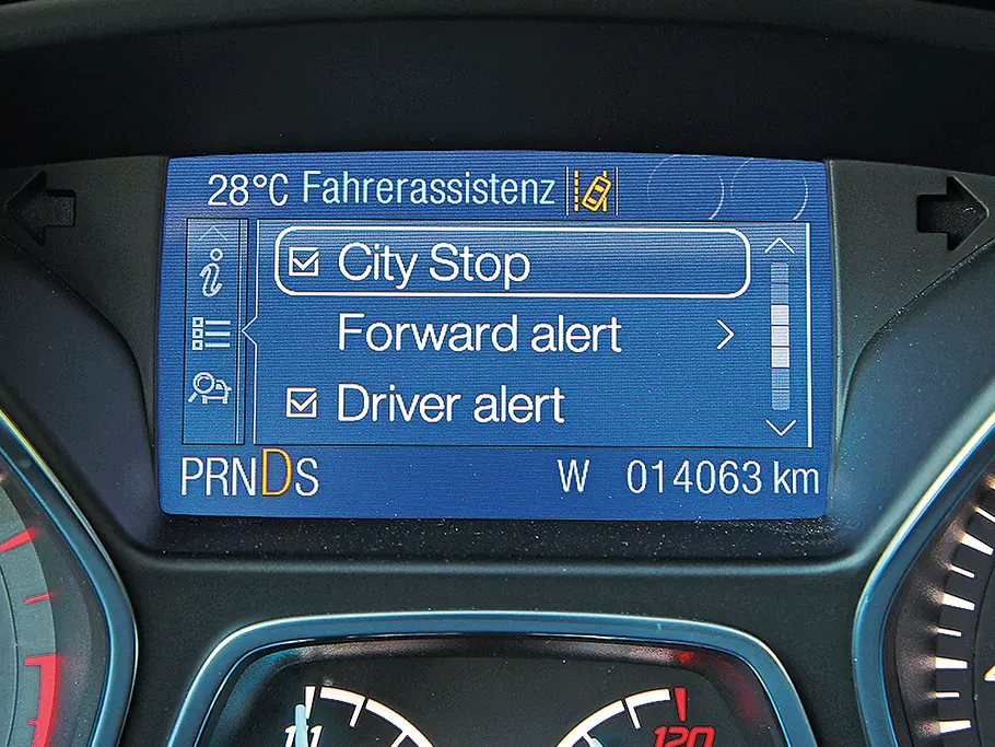 Ford Kuga Kaufberatung SUV Bilder technische Daten Assistenzsystem