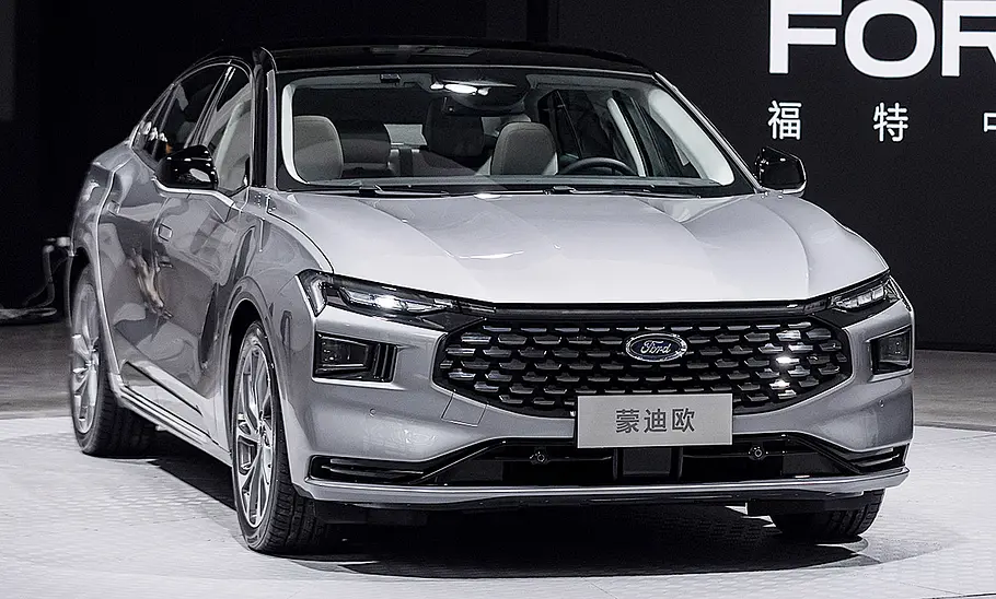 Ford Mondeo (2022) Ford Mondeo (2022)