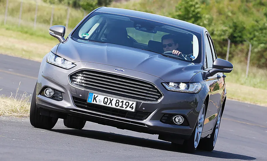 Ford Mondeo 2.0 TDCi Titanium (2015)