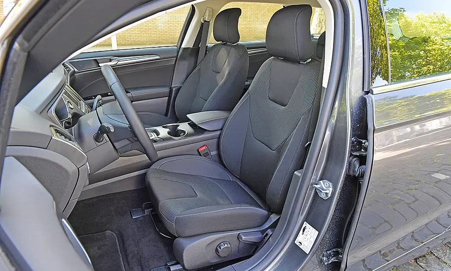 Ford Mondeo Hybrid Turnier