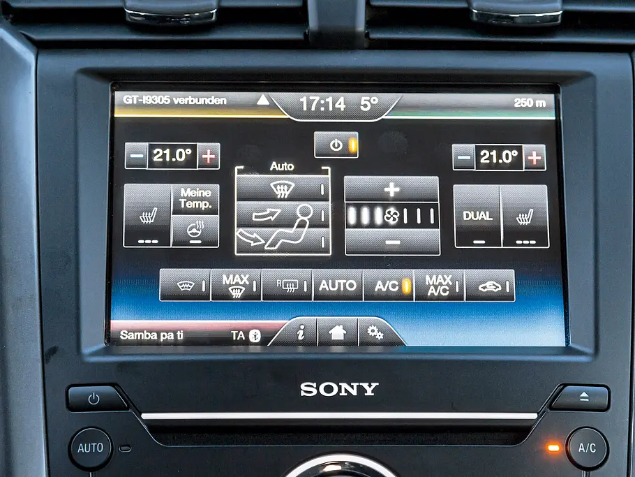 Ford Mondeo Turnier 2.0 TDCi Kombi Vergleich Test Infotainment