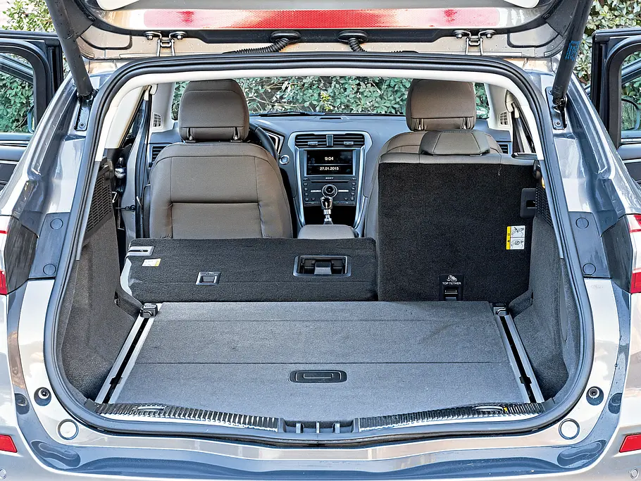 Ford Mondeo Turnier 2.0 TDCi Kombi Vergleich Test Kofferraum