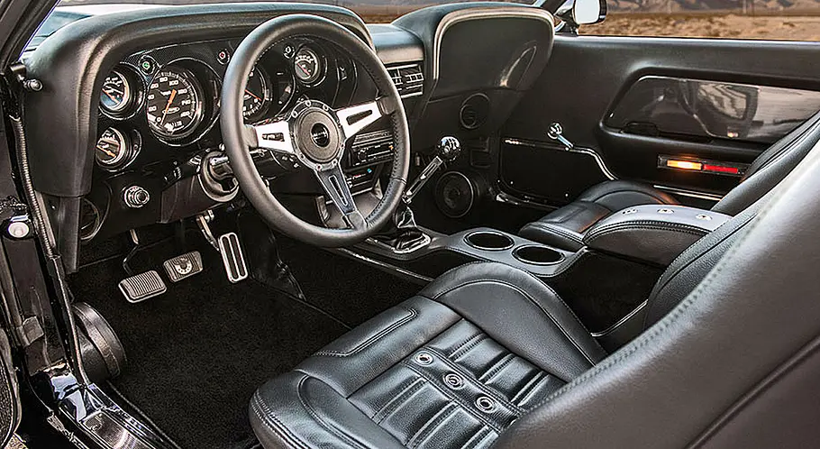 Ford Mustang Boss 429 Classic Recreations Cockpit des Ford Mustang Boss 429 Classic Recreations.