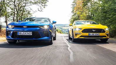 Ford Mustang GT (Facelift)/Chevrolet Camaro: Test - Foto: Frank Ratering