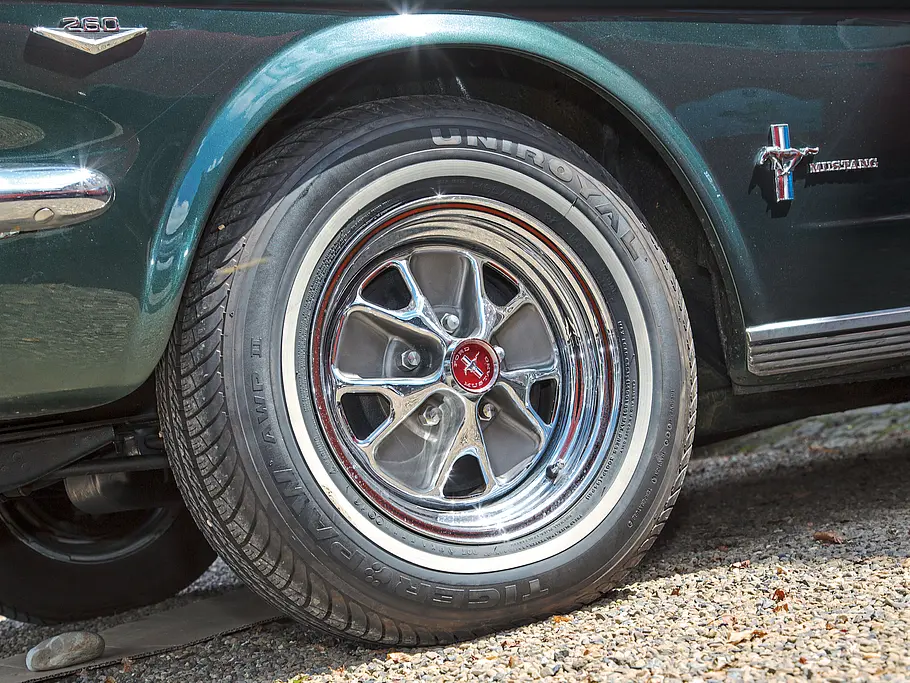 Ford Mustang Vergleich Bilder technische Daten Oldtimer Felgen