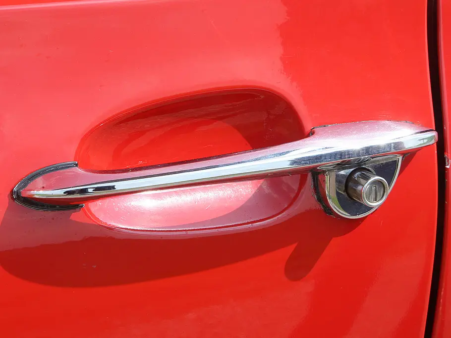 Selbstverständlich Chrom: Der Türgriff des Ford Taunus 17 M P3