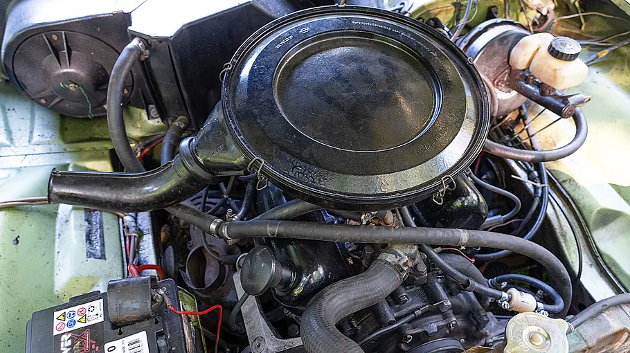Der Motor des Ford Taunus GXL