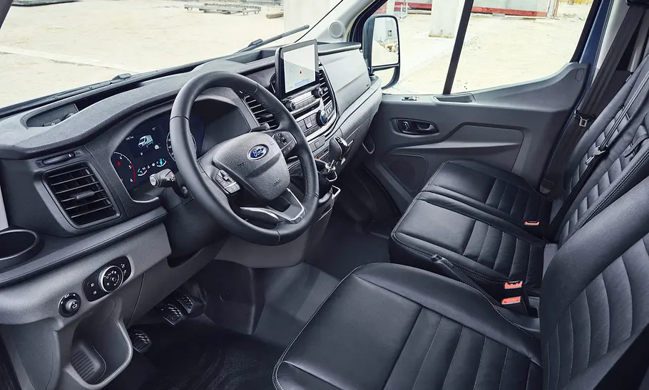 Der Innenraum des Ford Transit Trail (2020).