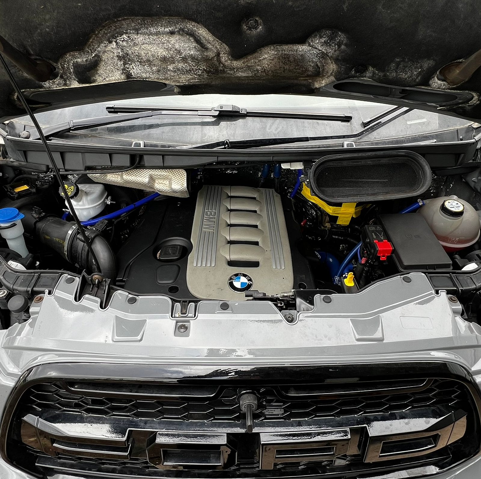 Ford Transit von WPD Customs: Eiltransporter mit BMW-Motor