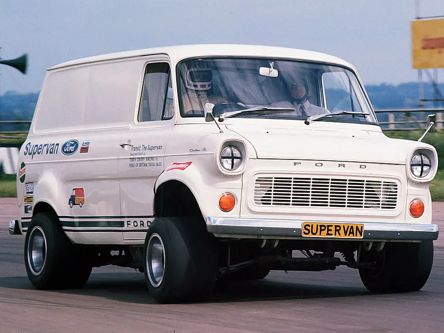 Ford Transit Supervan 1