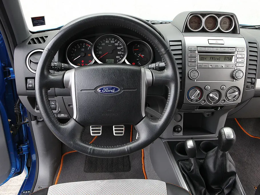 Ford Ranger 3.0 TDCi Wildtrak Cockpit des Ford Ranger 3.0 TDCi Wildtrak
