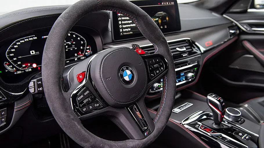 Das Cockpit des G-Power G5M Hurricane RR