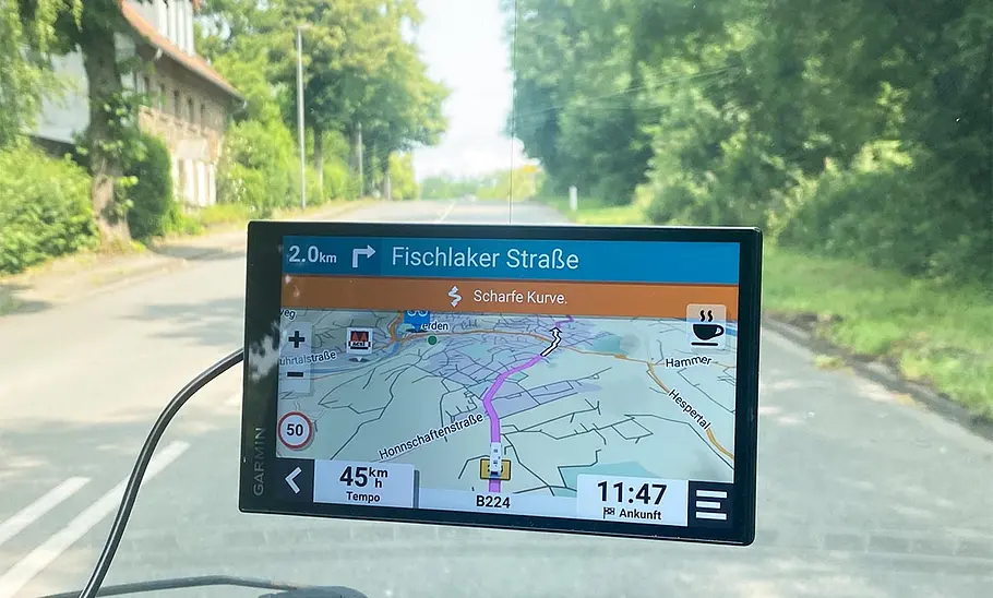 Friction Mount Sat Nav Garmin Camper 795 MT-D EU Navigationsgerät - View #10