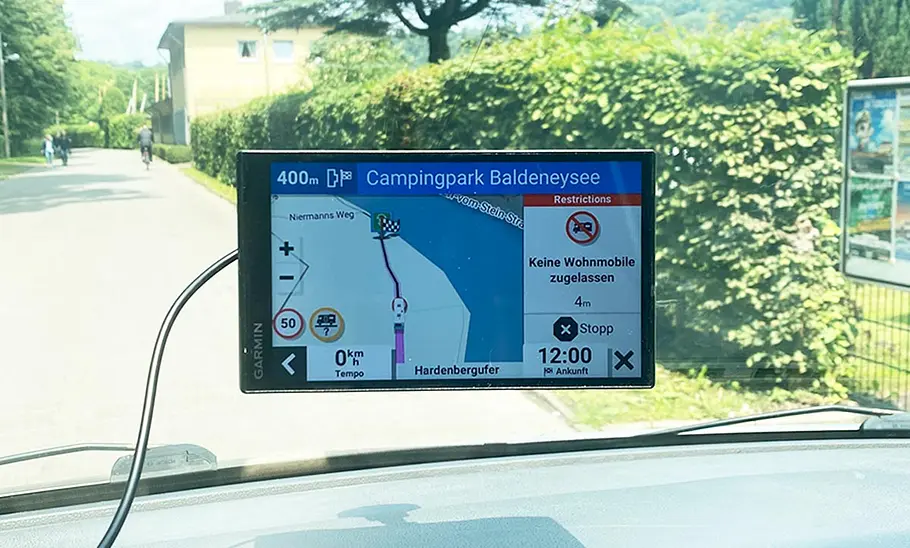 Friction Mount Sat Nav Garmin Camper 795 MT-D EU Navigationsgerät - View #8