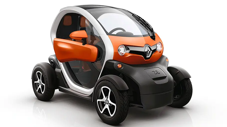 Der Renault Twizzy stehend von schräg vorne fotografiert.
