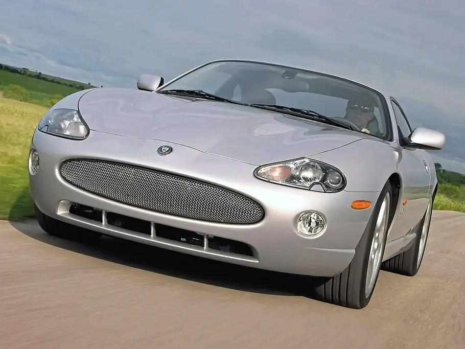 Jaguar XKR Gebrauchtwagen Sportwagen Coupe Bilder Preise