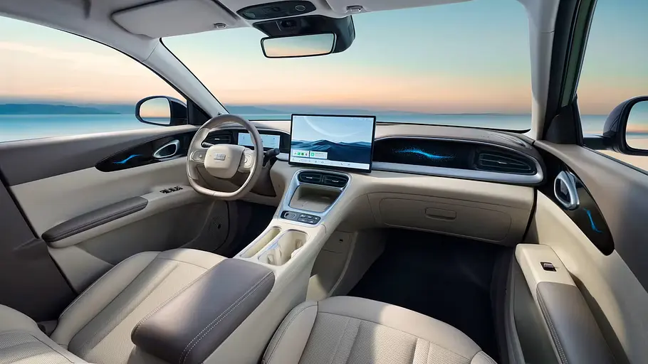 Blick auf das Cockpit des Geely E2.