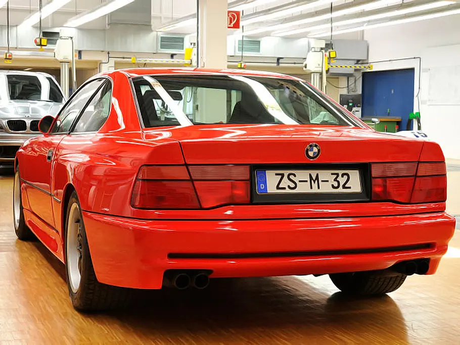 BMW M8