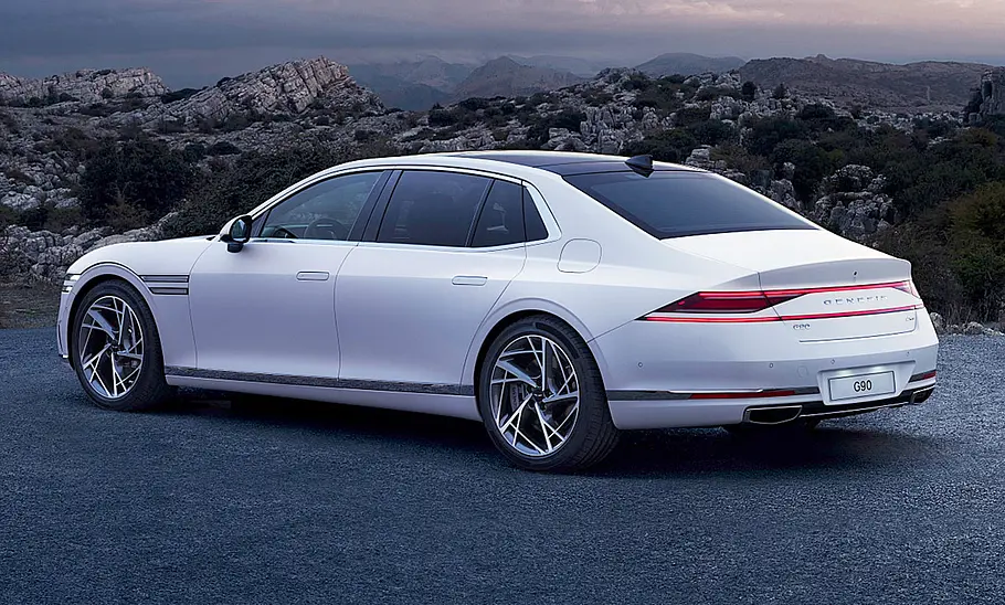 Genesis G90 (2023) Genesis G90 (2023)