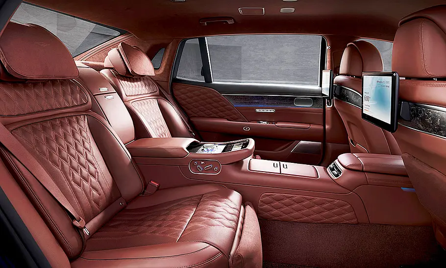 Genesis G90 (2023) Genesis G90 (2023)