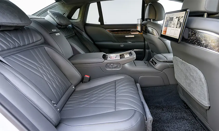 Genesis G90 (2023) Genesis G90 (2023)