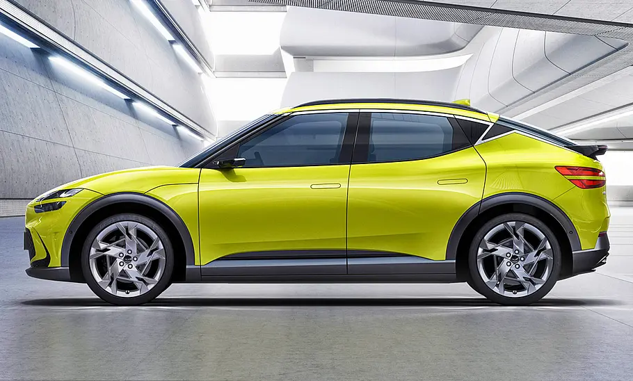 Genesis GV60 (2022); stehend, Seite