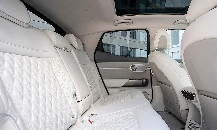 Rückbank des Genesis GV60 Sport Plus