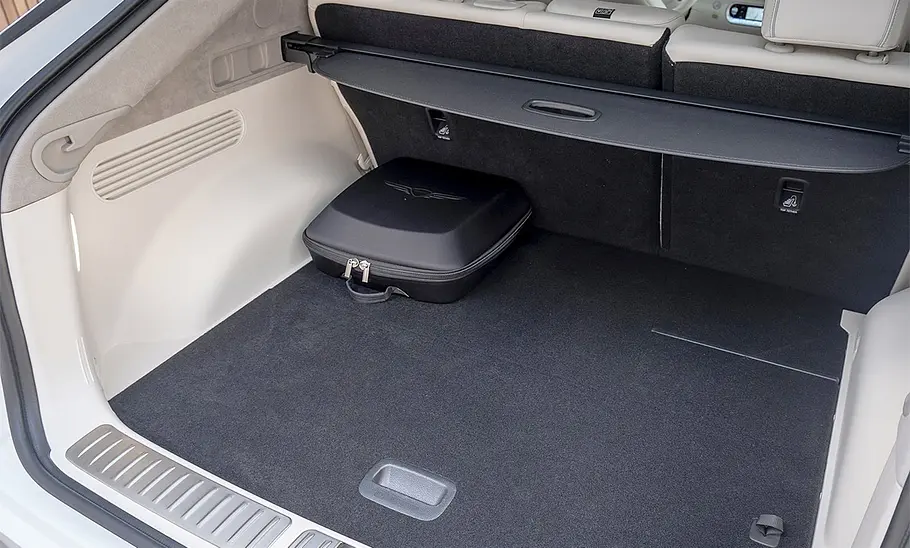 Kofferraum des Genesis GV60 Sport Plus