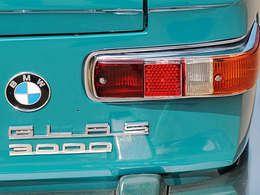Glas/BMW V8 Glas BMW 3000 V8 Vergleich Bilder technische Daten Rückleuchte