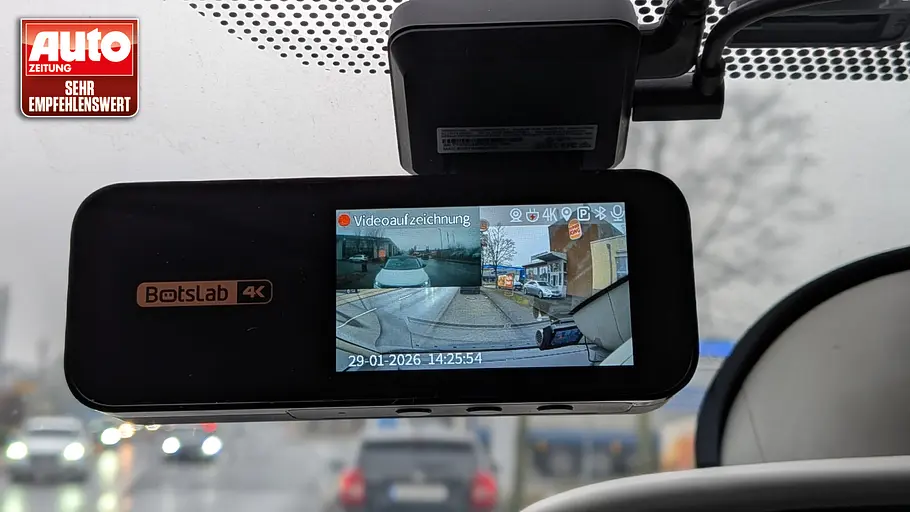 Botslab Dashcam im Test Botslab Dashcam im Test, fotografiert tagsüber von hinten.