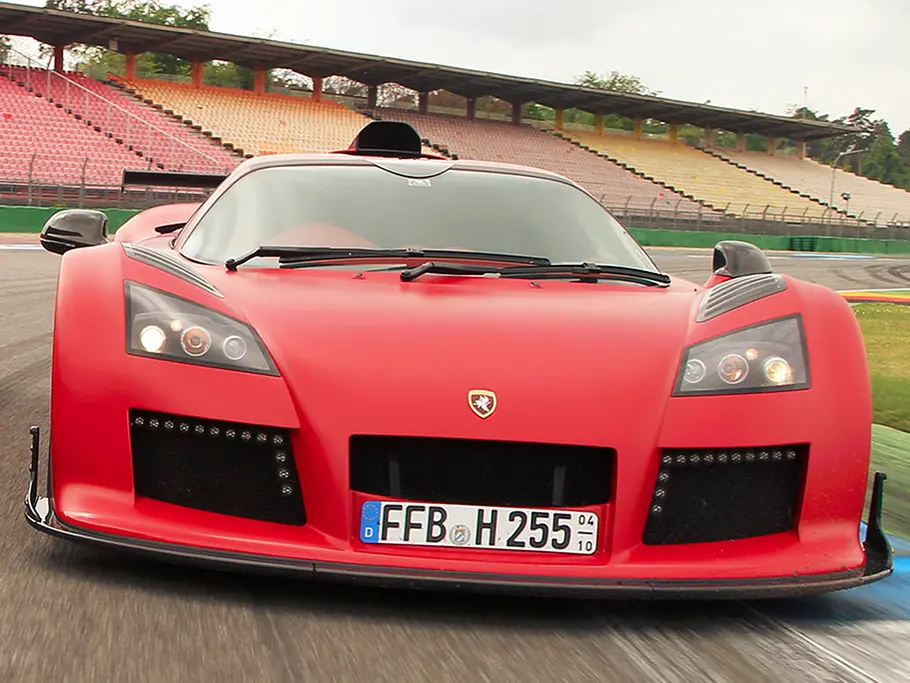 Gumpert Apollo S