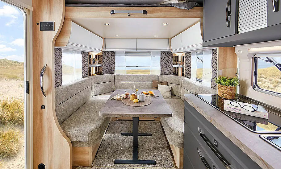 Hobby De Luxe (2024) Hobby De Luxe (2024); Ansicht Innenraum, Essbereich