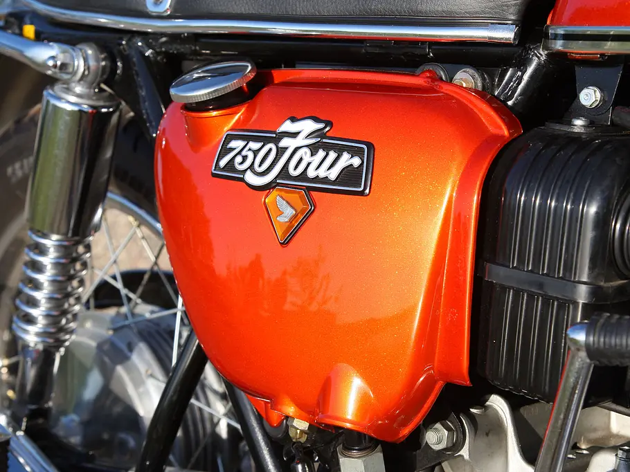 Honda CB 750 Four Honda CB 750 Four Bigbike-Tank