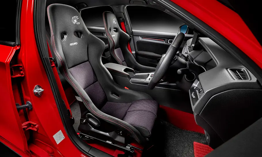 Blick in den Innenraum des Honda Civic Type R Mugen Group A.