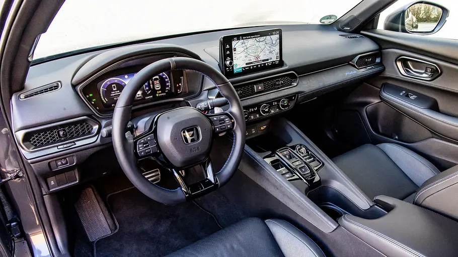 Das Armaturenbrett des Honda Prelude.