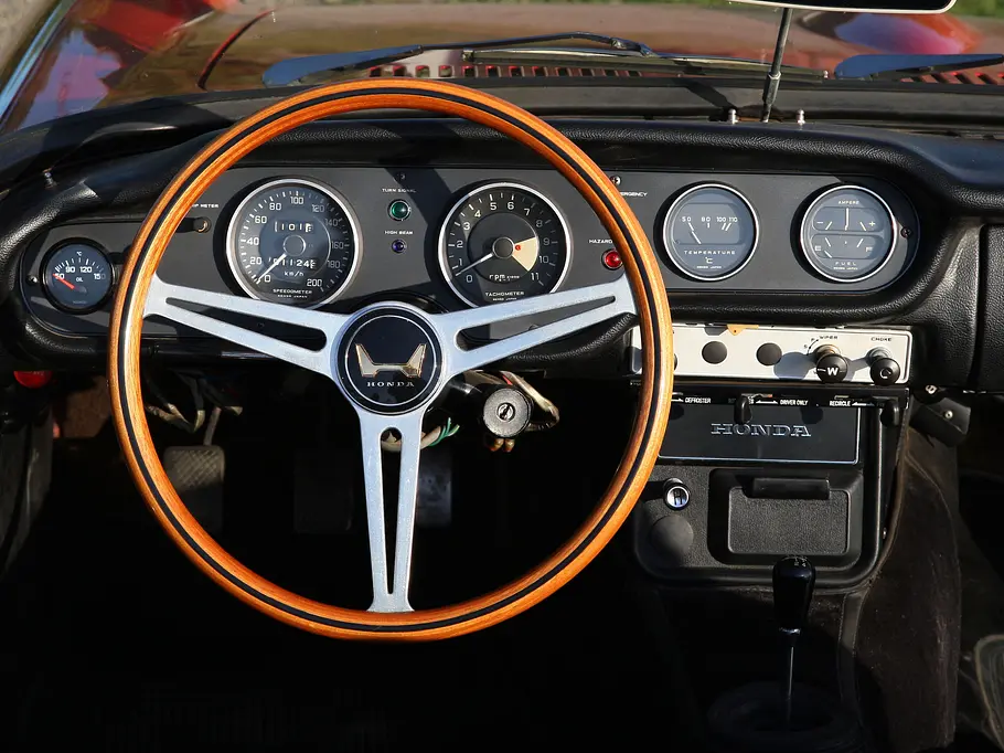 Honda S800 Honda S800 - Armaturenbrett