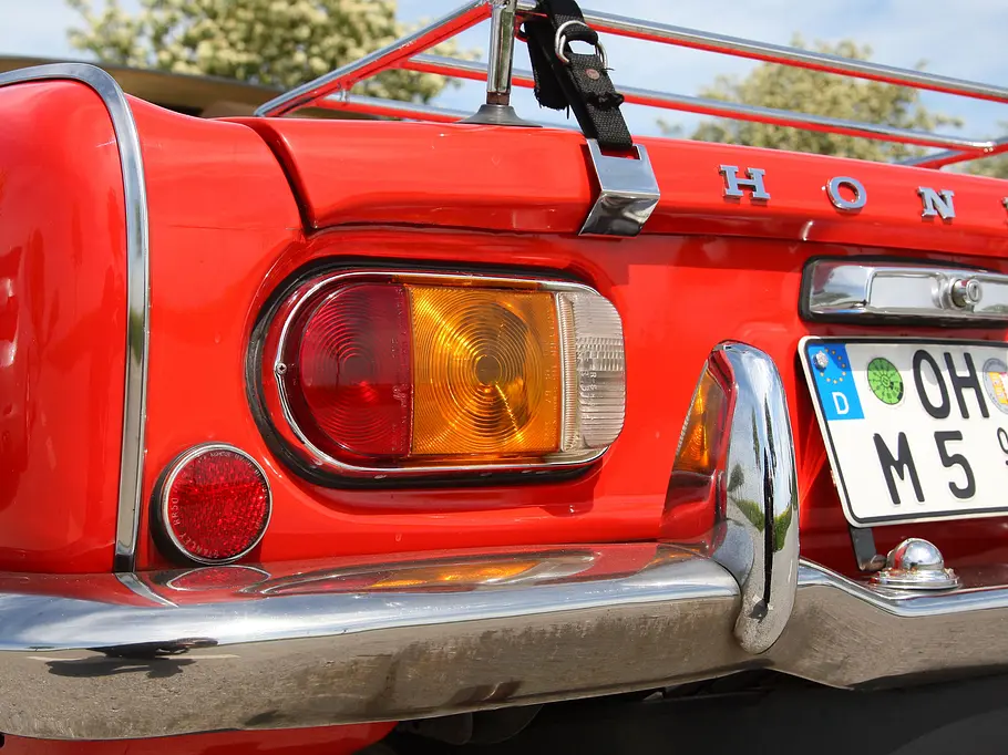 Honda S800 Honda S800 - Dreikammer-Rückleuchten