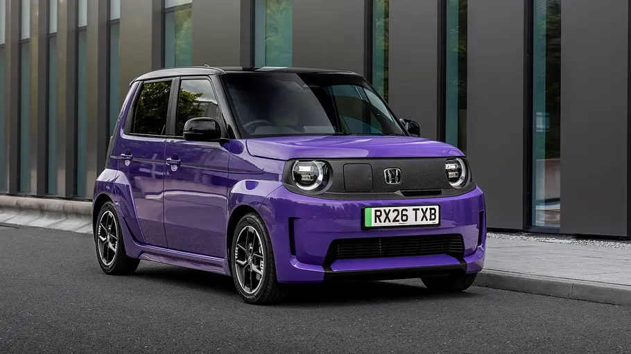 Der Honda Super N statisch von schräg vorne rechts.