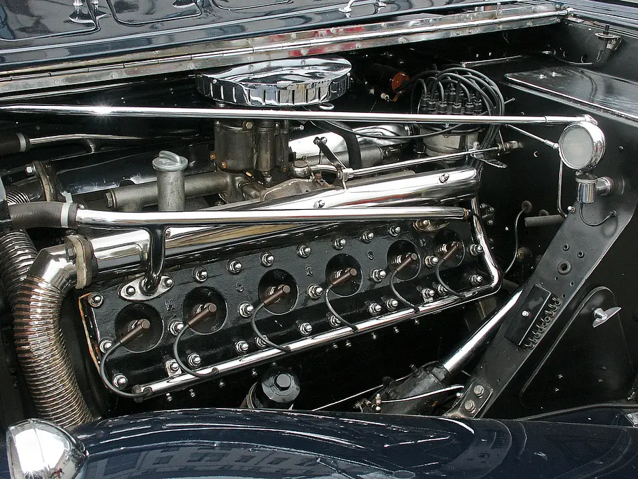 Historie: Horch Horch Historie Geschichte Bilder Audi Autogeschichte Horch V12 Motor