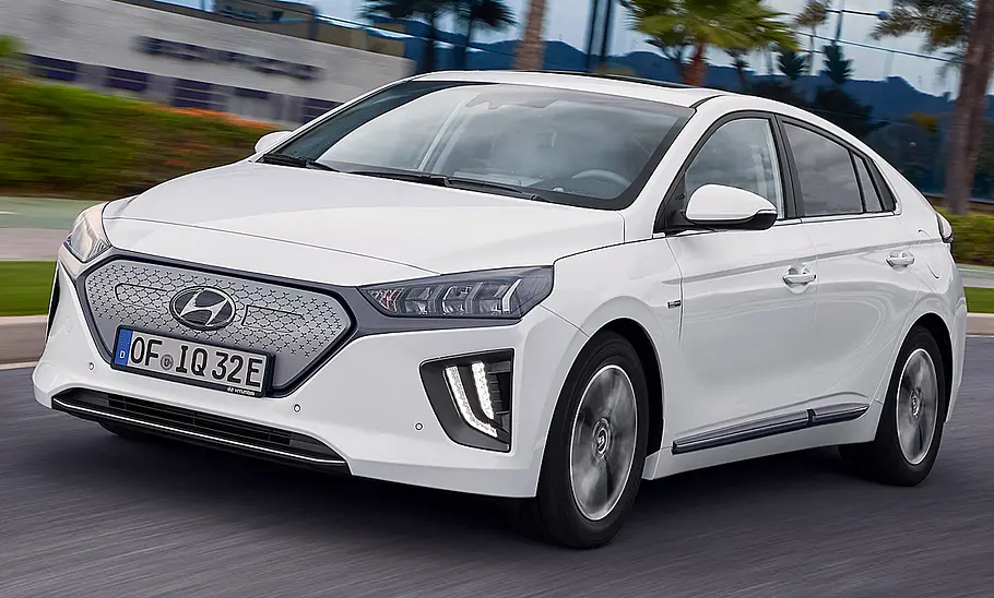 Hyundai Ioniq Facelift (2019) Hyundai Ioniq Facelift (2019)