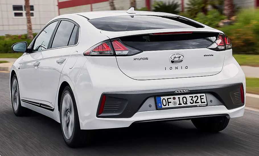 Hyundai Ioniq Facelift (2019) Hyundai Ioniq Facelift (2019)