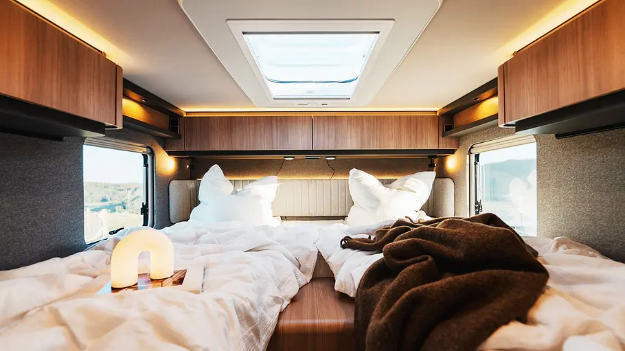 Hymer B-ML I 780 Die Innenaufnahme zeigt das Schlafzimmer des Hymer B-ML I 780.