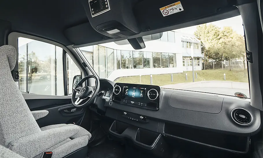 Das Cockpit des Hymer Free S 600 Campus (2024).