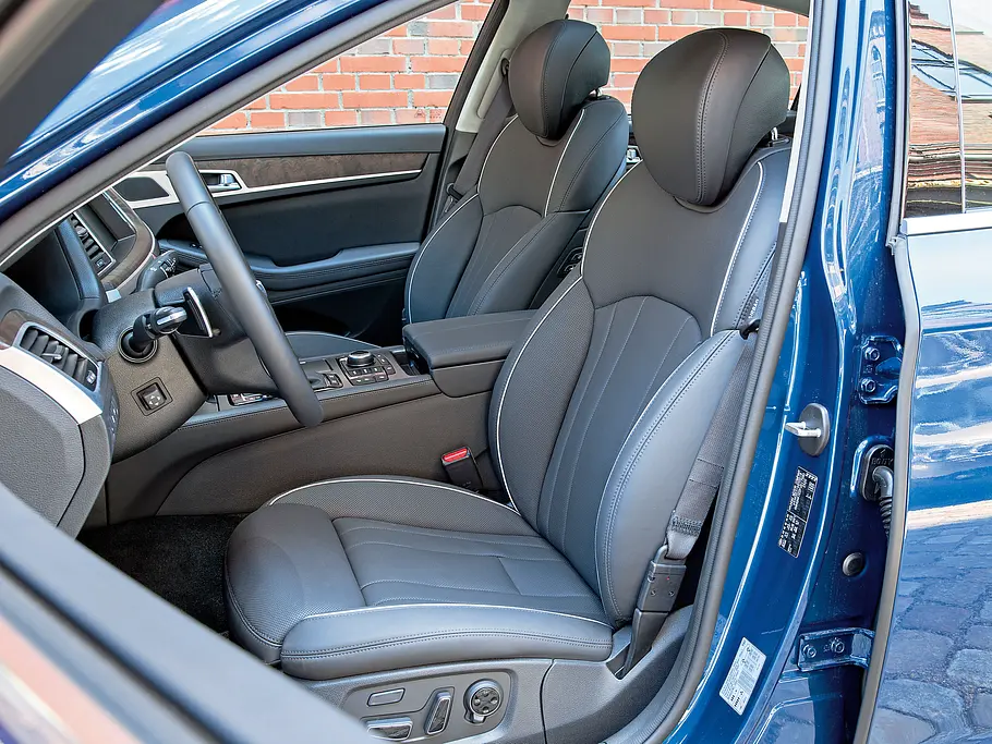 hyundai genesis 2015 3.8 v6 gdi test limousine innenraum