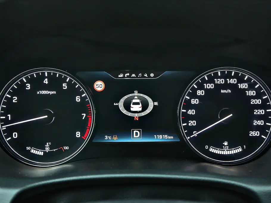 hyundai genesis 2015 3.8 v6 gdi test limousine verkehrsschilderkennung