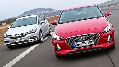 Hyundai i30/Opel Astra: Gebrauchtwagen kaufen - Foto: Daniela Loof