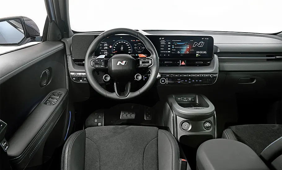 Hyundai Ioniq 5 N (2023) Das Cockpit des Hyundai Ioniq 5 N (2023)
